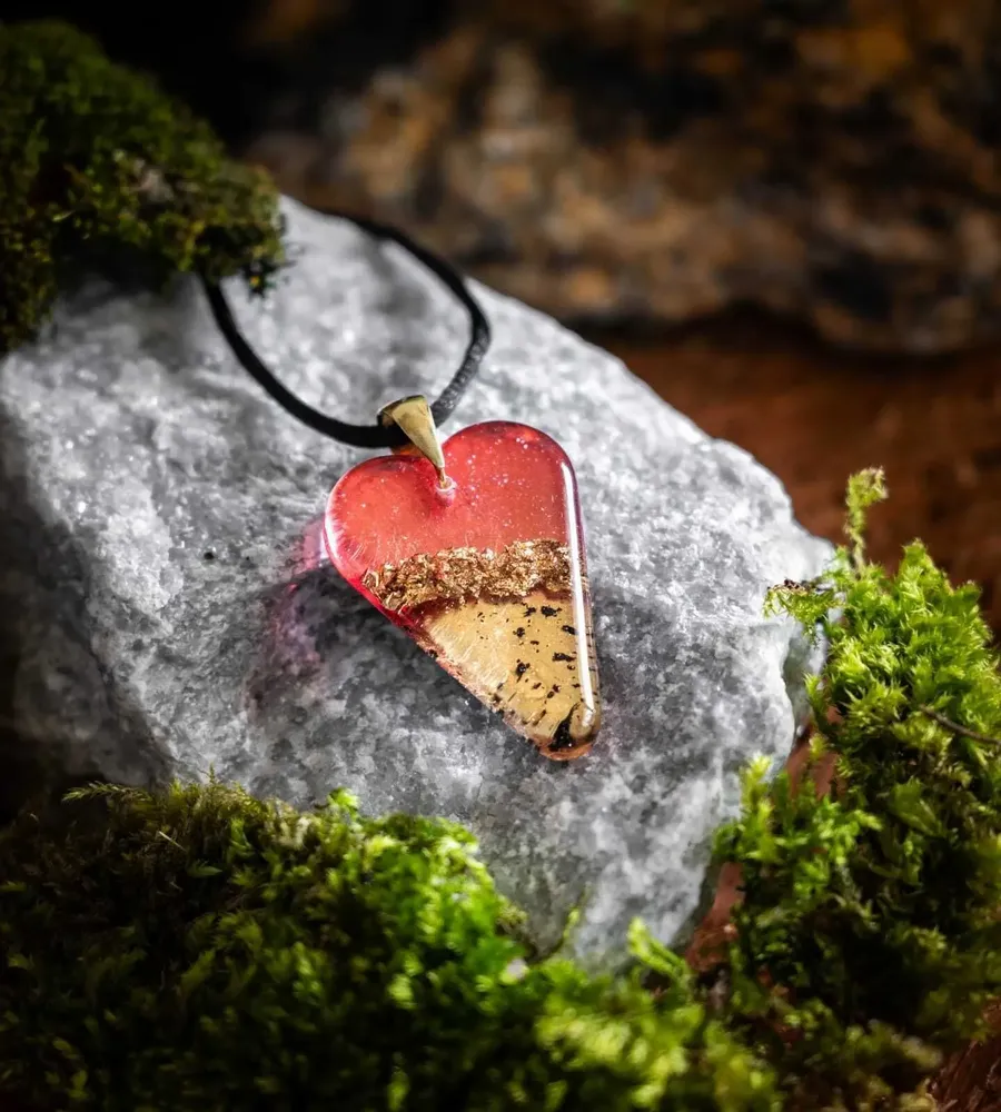 Jewelry - Bog Oak & Gold-Tone Leaf Pendant – Heart, 38x26x6 mm – Material Space - GLASS4CANDLES