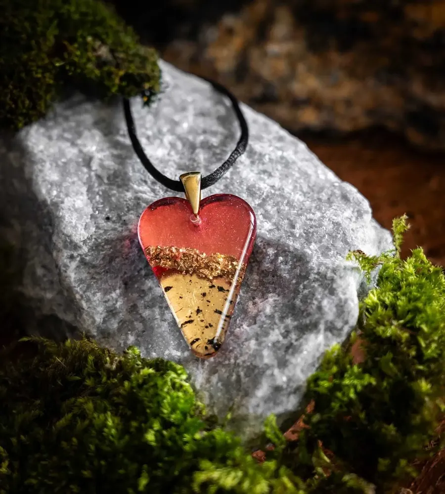 Jewelry - Bog Oak & Gold-Tone Leaf Pendant – Heart, 38x26x6 mm – Material Space - GLASS4CANDLES