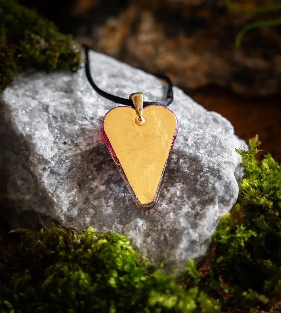 Jewelry - Bog Oak & Gold-Tone Leaf Pendant – Heart, 38x26x6 mm – Material Space - GLASS4CANDLES