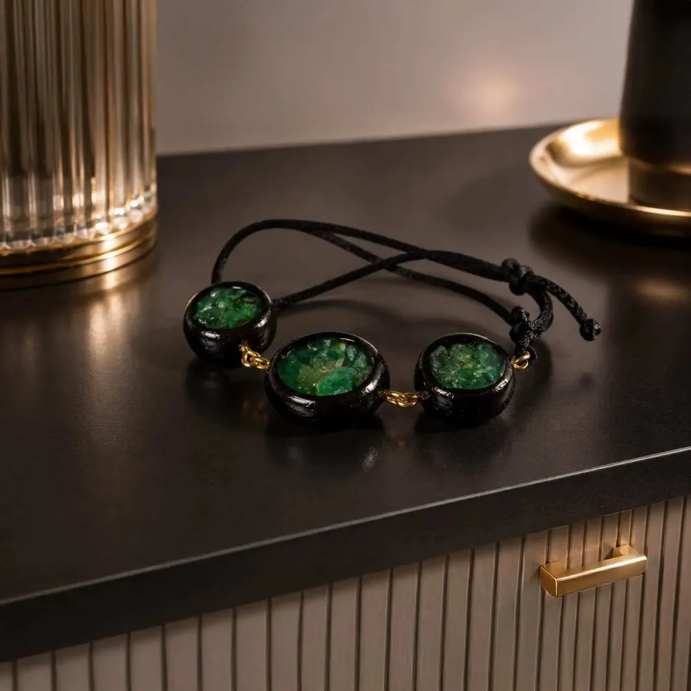 Bracelets - Bog Oak & Baltic Amber Bracelet – Round, 200x200x8 mm – green settings - GLASS4CANDLES