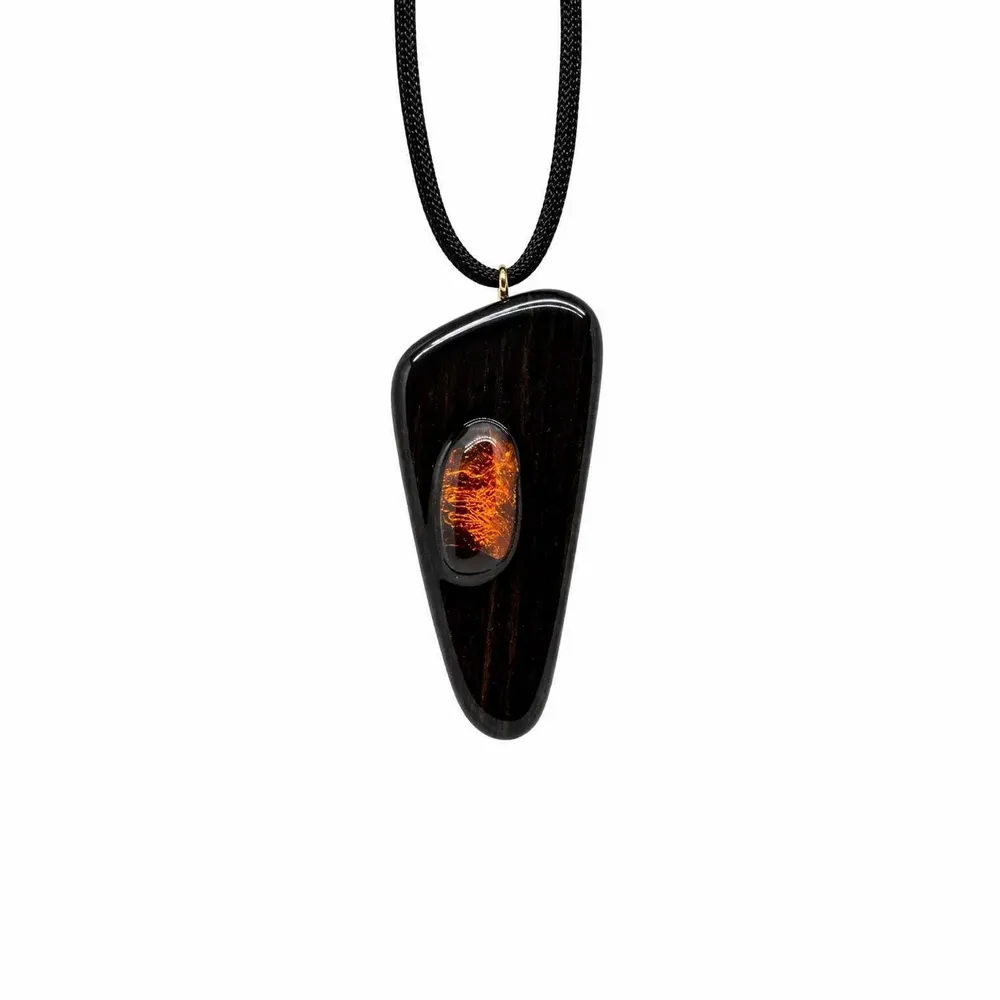 Bijoux - Pendentif en chêne noir ancien et ambre baltique – 55x25x6 mm - GLASS4CANDLES