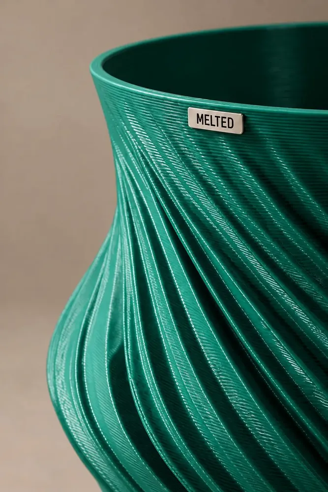 Flower pots - VORTA — Customisable Sculptural Planter - MELTED