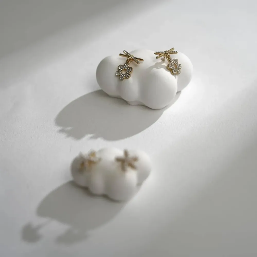 Objets de décoration - Pièce à l'unité, taille au choix – Nuage en plâtre - WHISPERING WOODS
