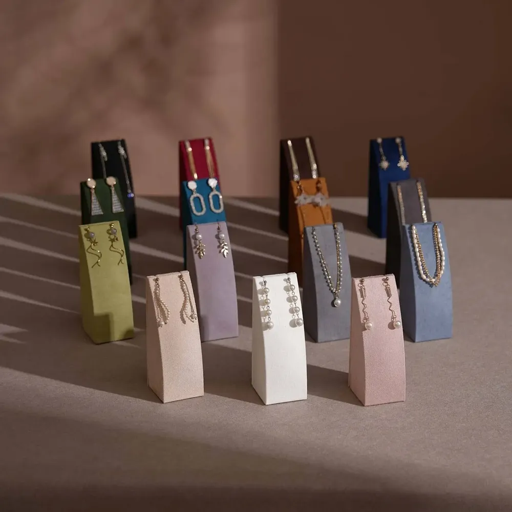 Objets de décoration - Présentoir lesté Dune pour colliers et boucles d'oreilles - WHISPERING WOODS