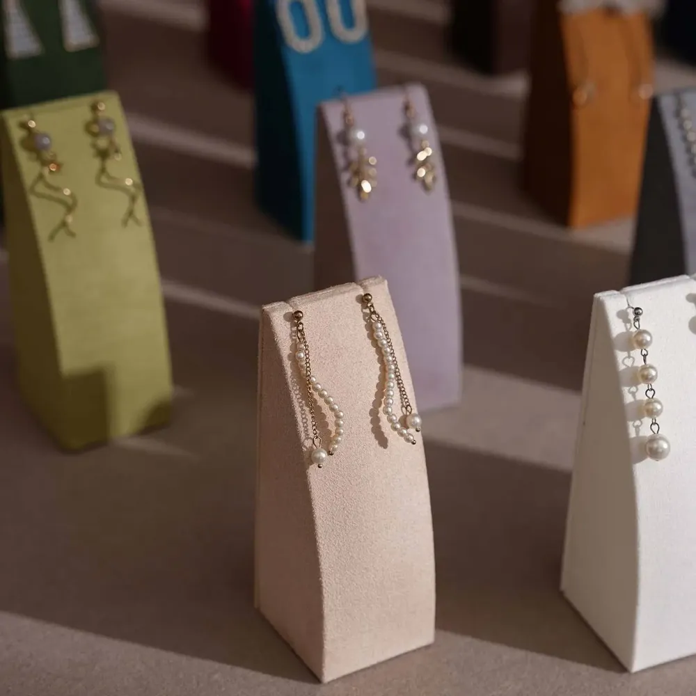 Objets de décoration - Présentoir lesté Dune pour colliers et boucles d'oreilles - WHISPERING WOODS