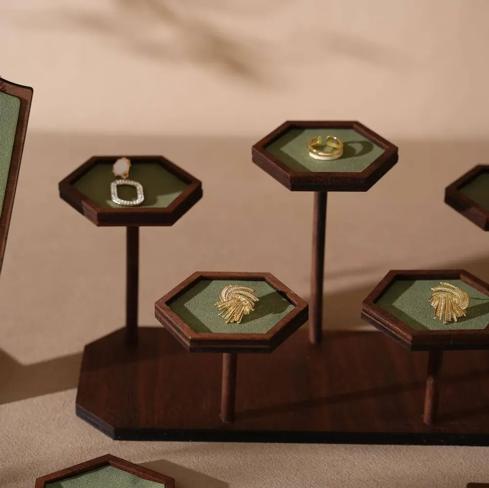 Decorative objects - Walnut Veneer Jewelry Display Set with Necklace Boards - WHISPERING WOODS
