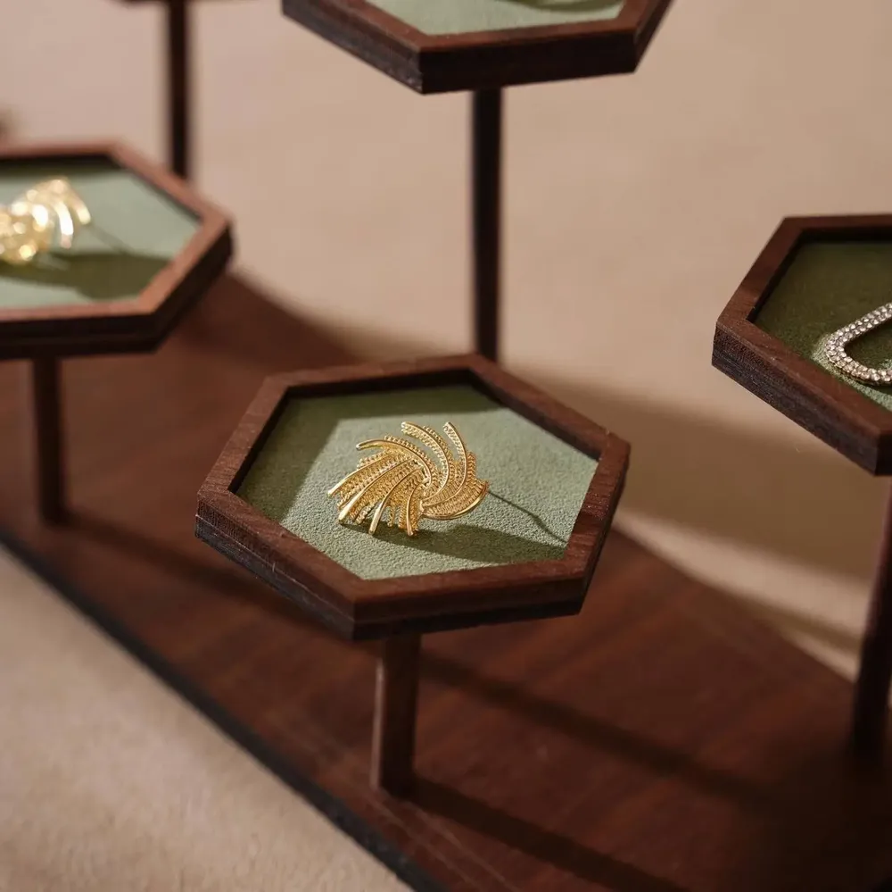 Decorative objects - Walnut Veneer Jewelry Display Set with Necklace Boards - WHISPERING WOODS
