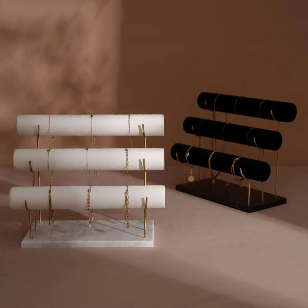 Objets de décoration - Porte-bracelets à trois niveaux en marbre et laiton - WHISPERING WOODS