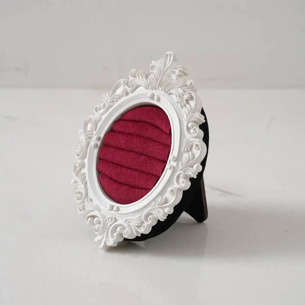 Objets de décoration - Cadre porte-bagues blanc de style vintage - WHISPERING WOODS