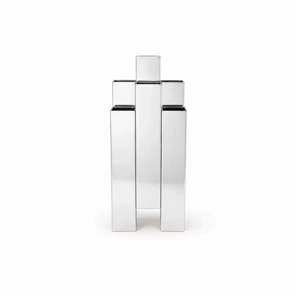 Vases - Vase sculptural Morvia, plaqué argent - MEMONZA