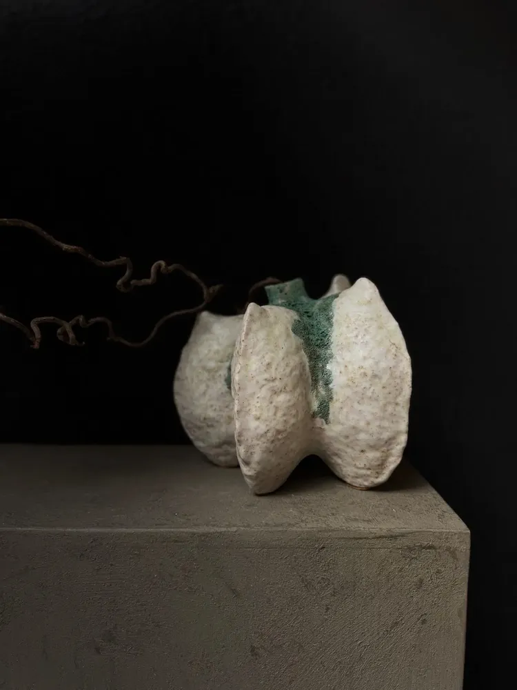 Céramique - Vase décoratif n° 48 - GALERIE SANA MOREAU