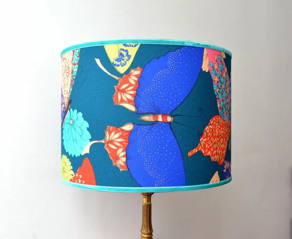 Lampes de table - Abat-jour motif papillons et fleurs - CHATEAU TALES