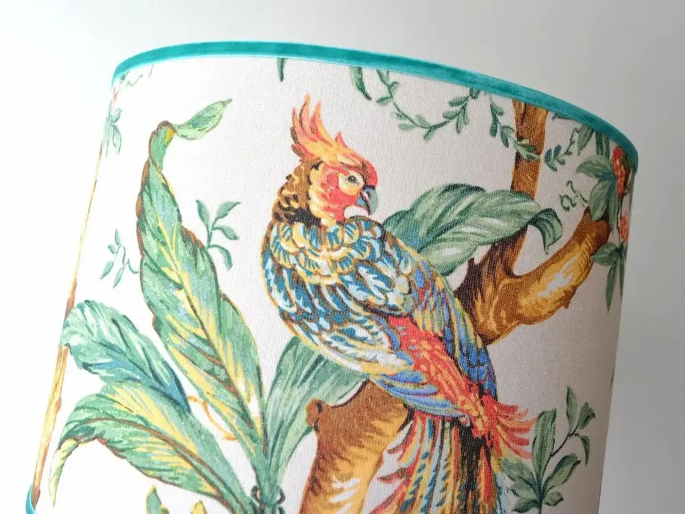 Table lamps - Lampshade with tropical pattern, parrots and flowers - CHATEAU TALES
