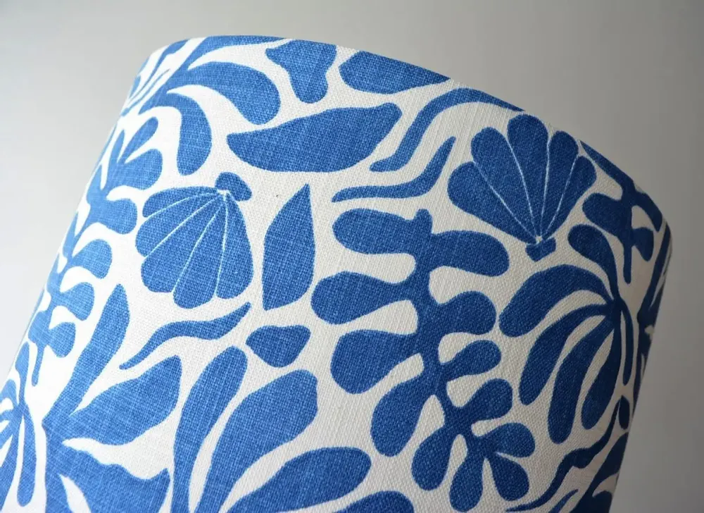 Table lamps - Blue flower patterned lampshade - CHATEAU TALES