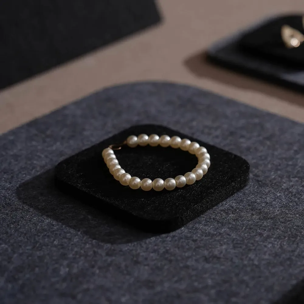 Jewelry - Black and Charcoal Felt Jewelry Display Set - WHISPERING WOODS