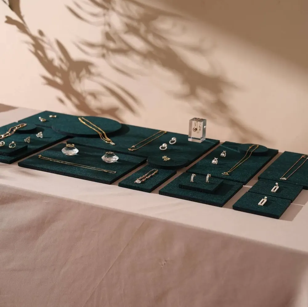Jewelry - Dark Green Felt Jewelry Display Set with Acrylic Accents - WHISPERING WOODS