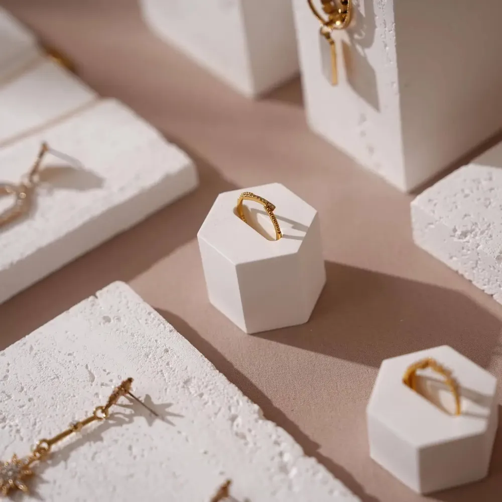 Jewelry - Gypsum Block Jewelry Display Set - WHISPERING WOODS