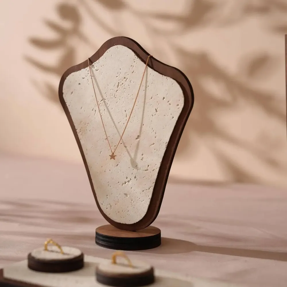 Bijoux - Ensemble de présentoirs à bijoux effet pierre - WHISPERING WOODS