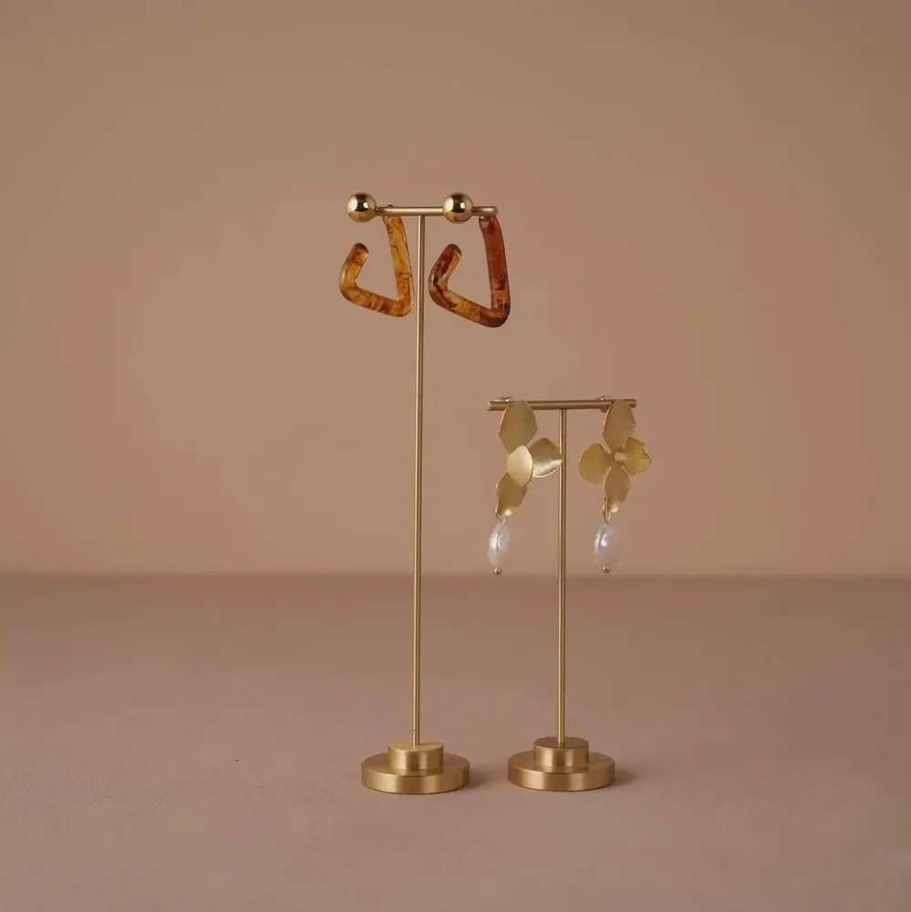Jewelry - Minimalist Brass T-Bar Earring Stand - WHISPERING WOODS