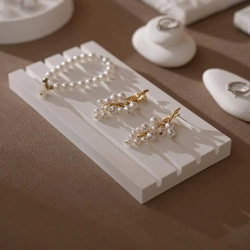 Jewelry - White Gypsum Jewelry Display Set - WHISPERING WOODS