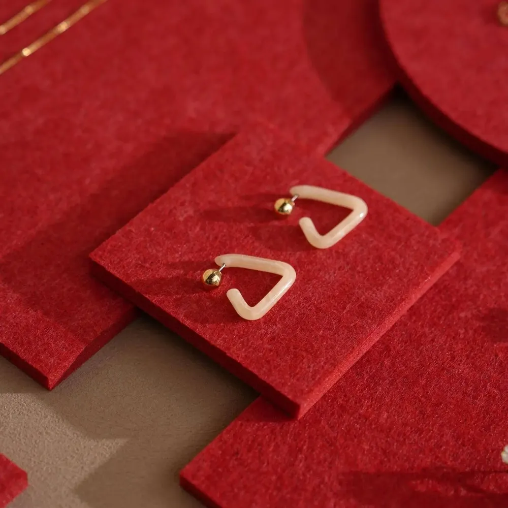 Jewelry - Red Felt Jewelry Display Platform Set - WHISPERING WOODS