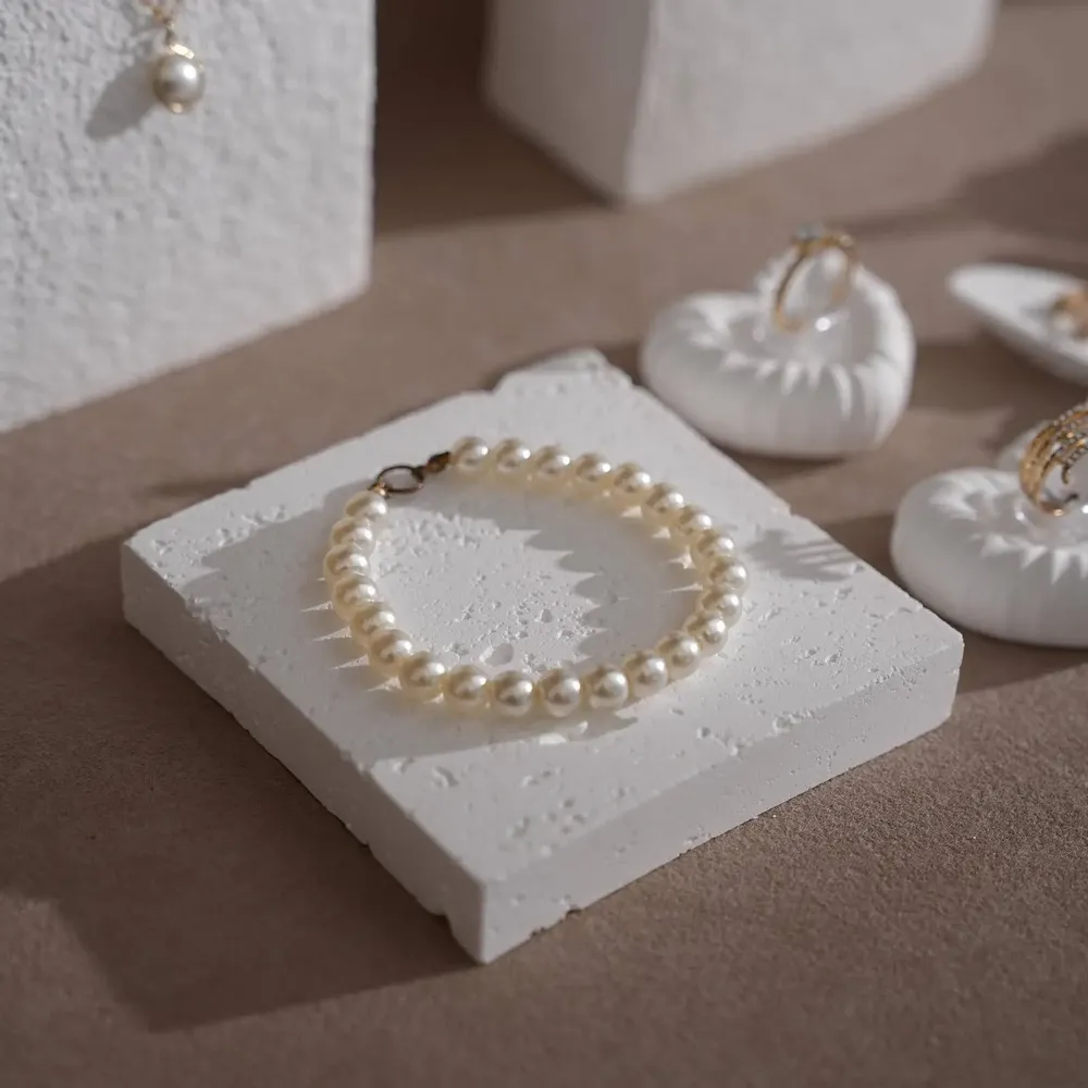 Jewelry - Ultra White Gypsum Jewelry Display Set - WHISPERING WOODS
