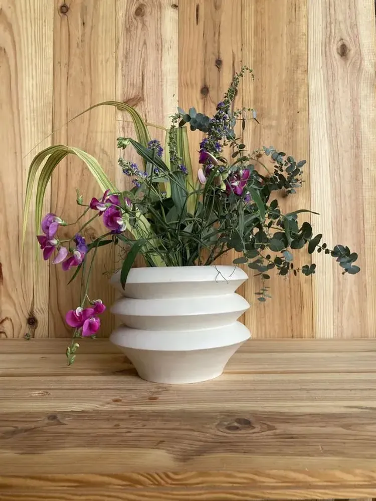 Poterie - Vase sculptural et géométrique en porcelaine blanche - Palindrome A4L - CALLIGRAMME