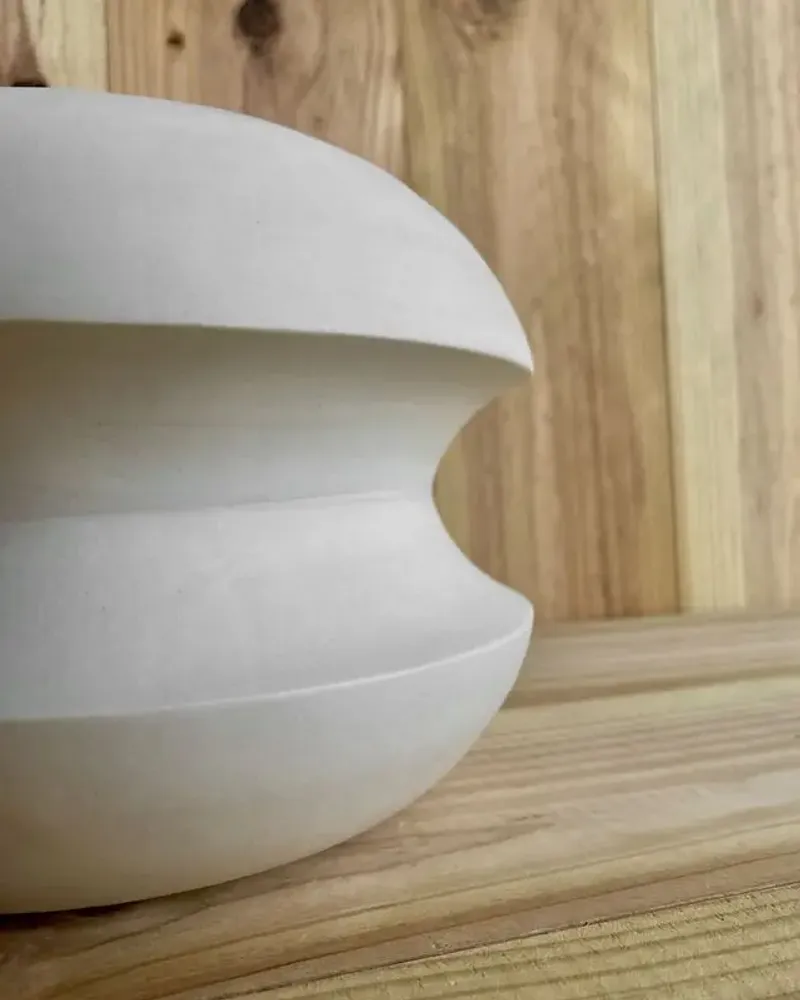 Vases - Vase sculptural et géométrique en porcelaine blanche - Palindrome B2L - CALLIGRAMME