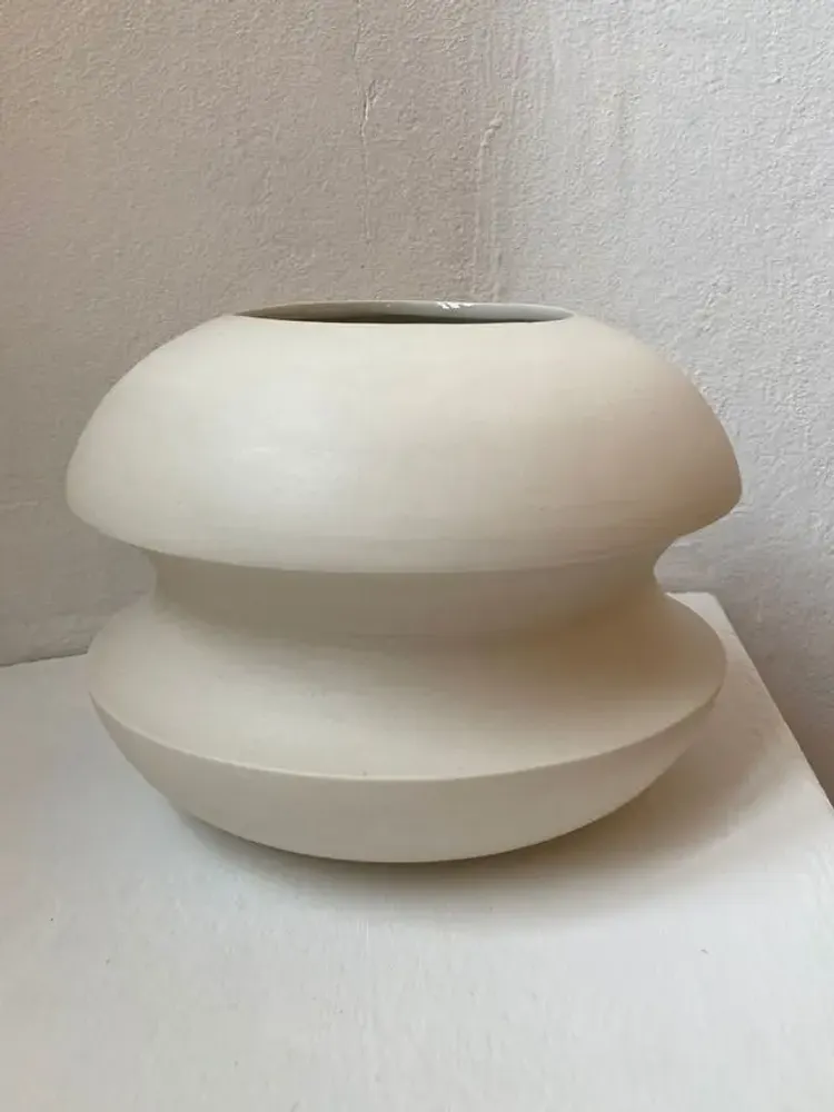 Vases - Vase sculptural et géométrique en porcelaine blanche - Palindrome B2L - CALLIGRAMME