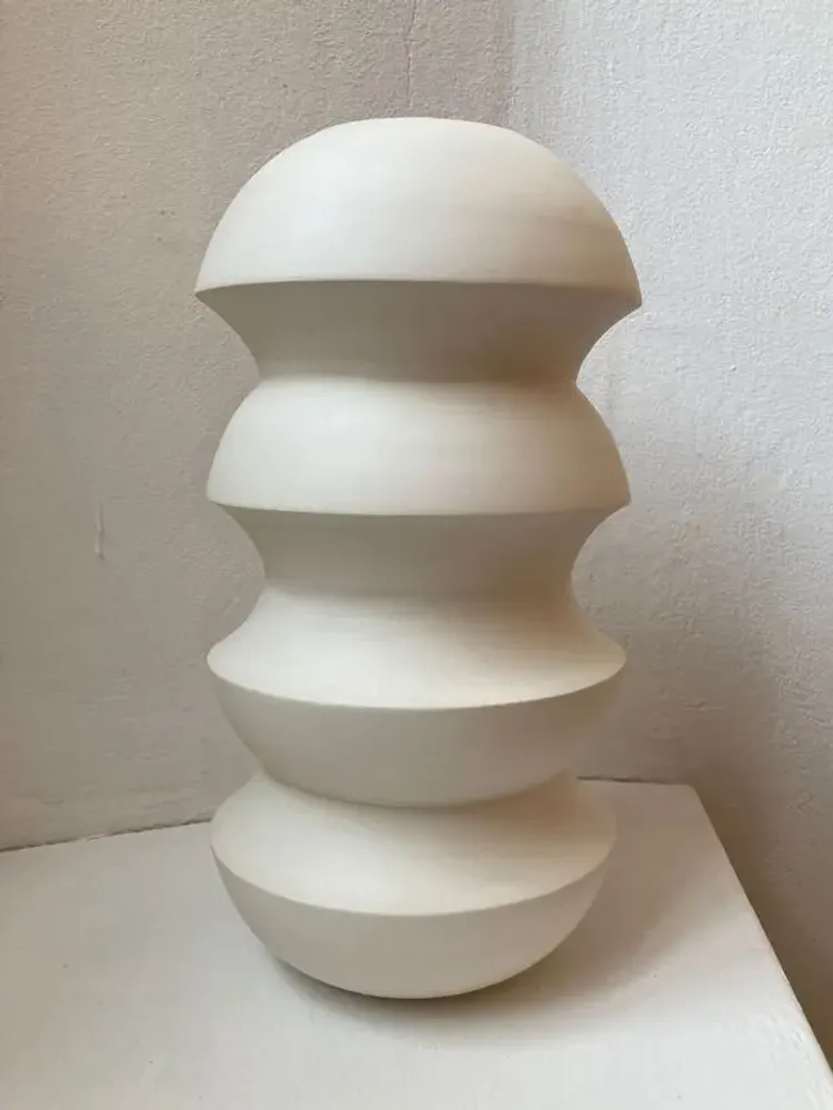 Objets design - Vase sculptural et géométrique en porcelaine blanche - Palindrome B6S - CALLIGRAMME