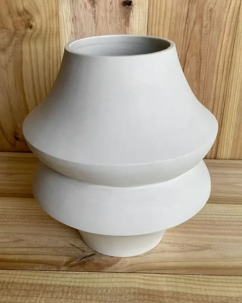 Objets de décoration - Vase sculptural et géométrique en porcelaine blanche - Palindrome C2L - CALLIGRAMME