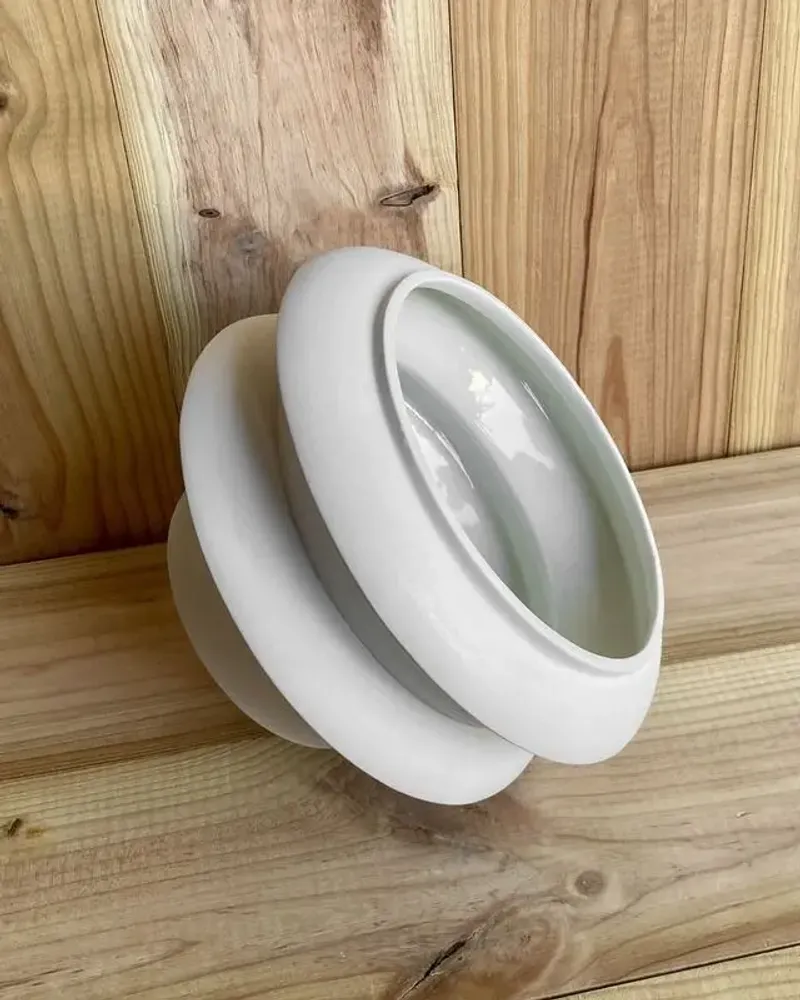 Autres décorations de Noël - Vase sculptural et géométrique en porcelaine blanche - Palindrome A9L - CALLIGRAMME
