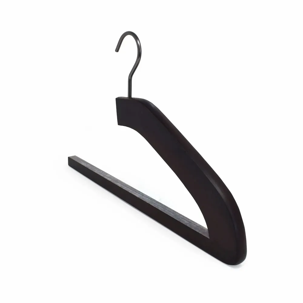 Walk-in closets - Ash wood hangers – Walnut finish – Chic Collection - MON CINTRE