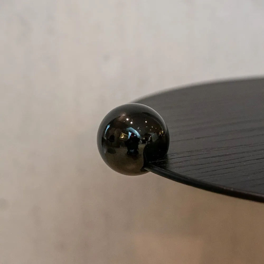 Autres tables  - MZM Ball Pin Table M - Noir - MUZEUM