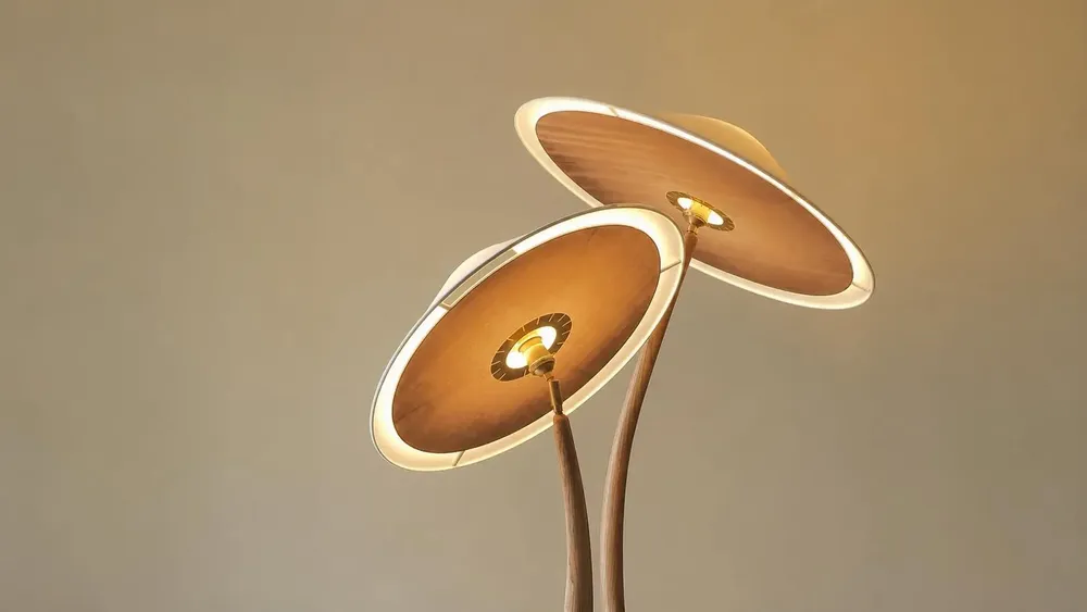 Lampadaires - Madame Swo — Lampadaire grand format - OMALIGHT