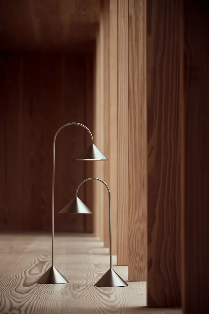 Moveable lighting - Grasp Portable H72 - FRANDSEN & PRIVATE LABEL