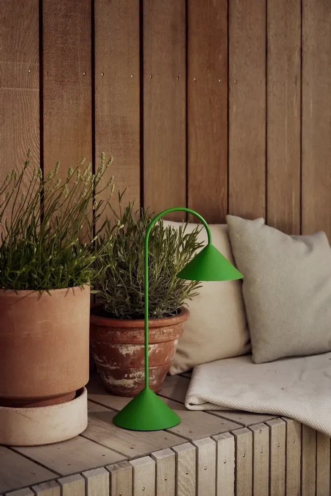 Moveable lighting - Grasp Portable H47 - FRANDSEN & PRIVATE LABEL