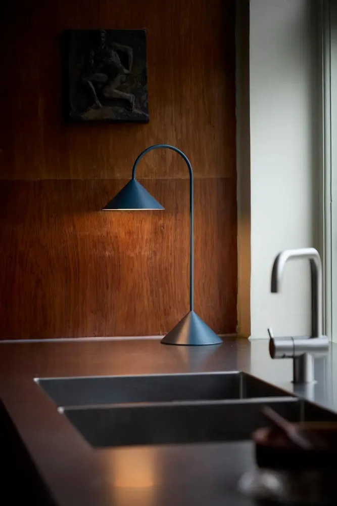 Moveable lighting - Grasp Portable H47 - FRANDSEN & PRIVATE LABEL