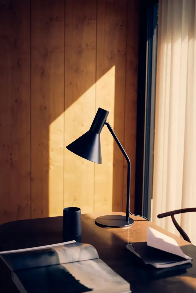 Table lamps - Lyss Table Lamp EU - FRANDSEN & PRIVATE LABEL