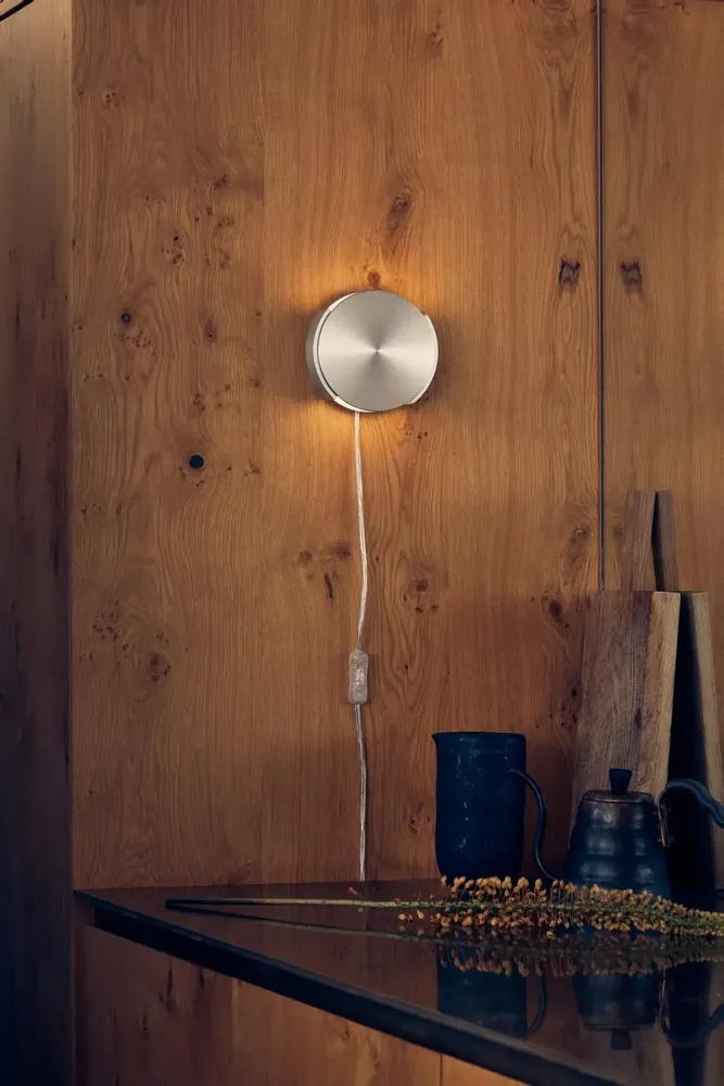 Wall lamps - Rotate Wall Lamp EU - FRANDSEN & PRIVATE LABEL