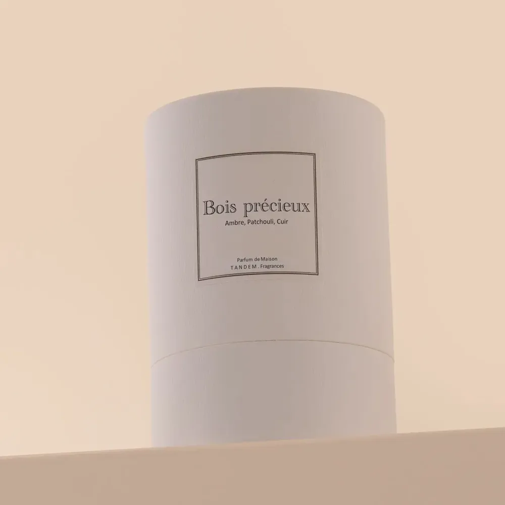 Candles - Precious Wood scented candle - 180g white glass 100% vegetable wax - TANDEM FRAGRANCES