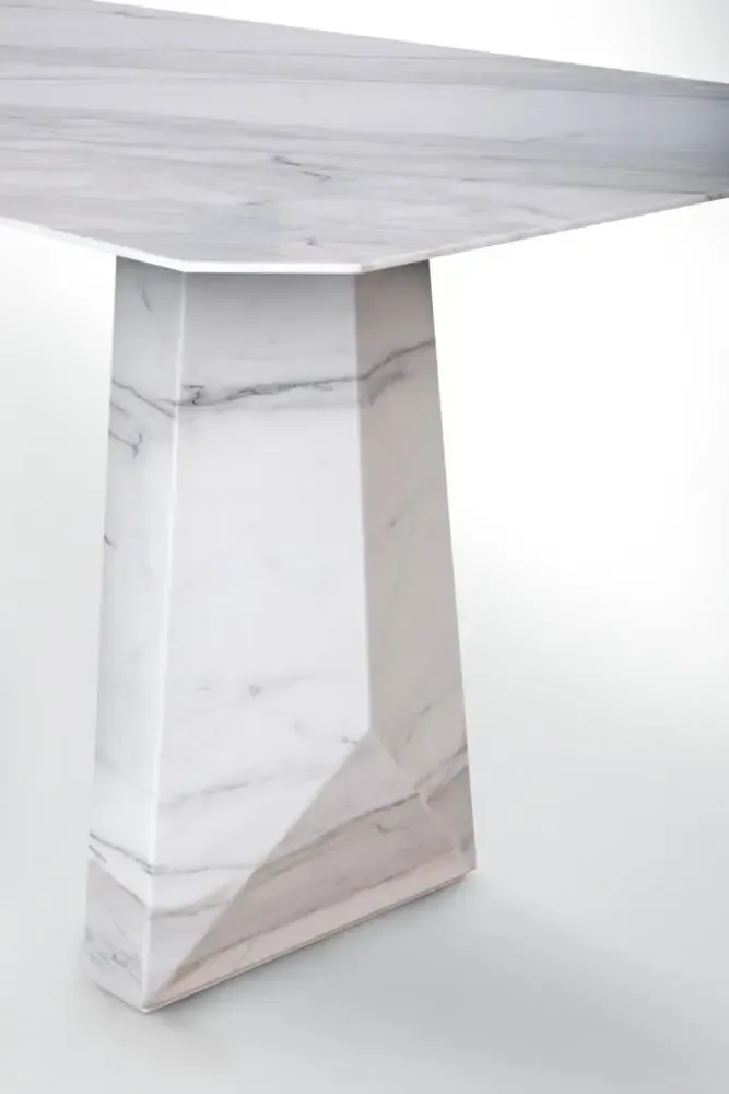 Tables Salle à Manger - Polygon - Table design monolithique en marbre Calacatta - PISTORE MARMI
