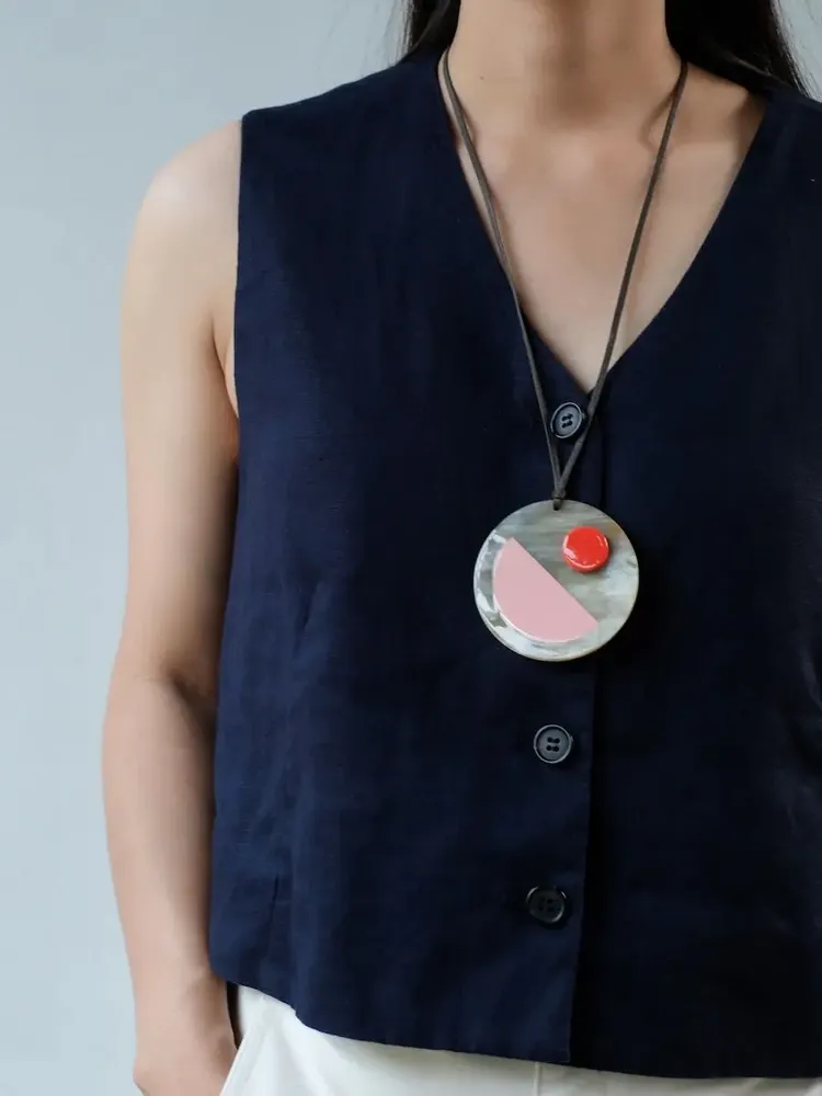 Jewelry - Pendant in horn and two-tone lacquer - L INDOCHINEUR X RIVÊT