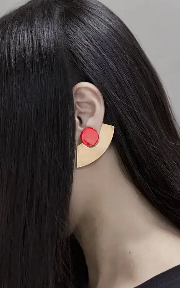 Bijoux - Boucles d'oreilles demi-rond laiton, pendant laque rouge - Tiges - L INDOCHINEUR X RIVÊT