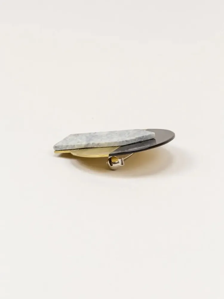 Broches - Broche Laiton pierre - L INDOCHINEUR X RIVÊT