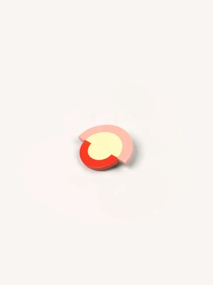 Brooches - Brooch in horn and lacquer - L INDOCHINEUR X RIVÊT