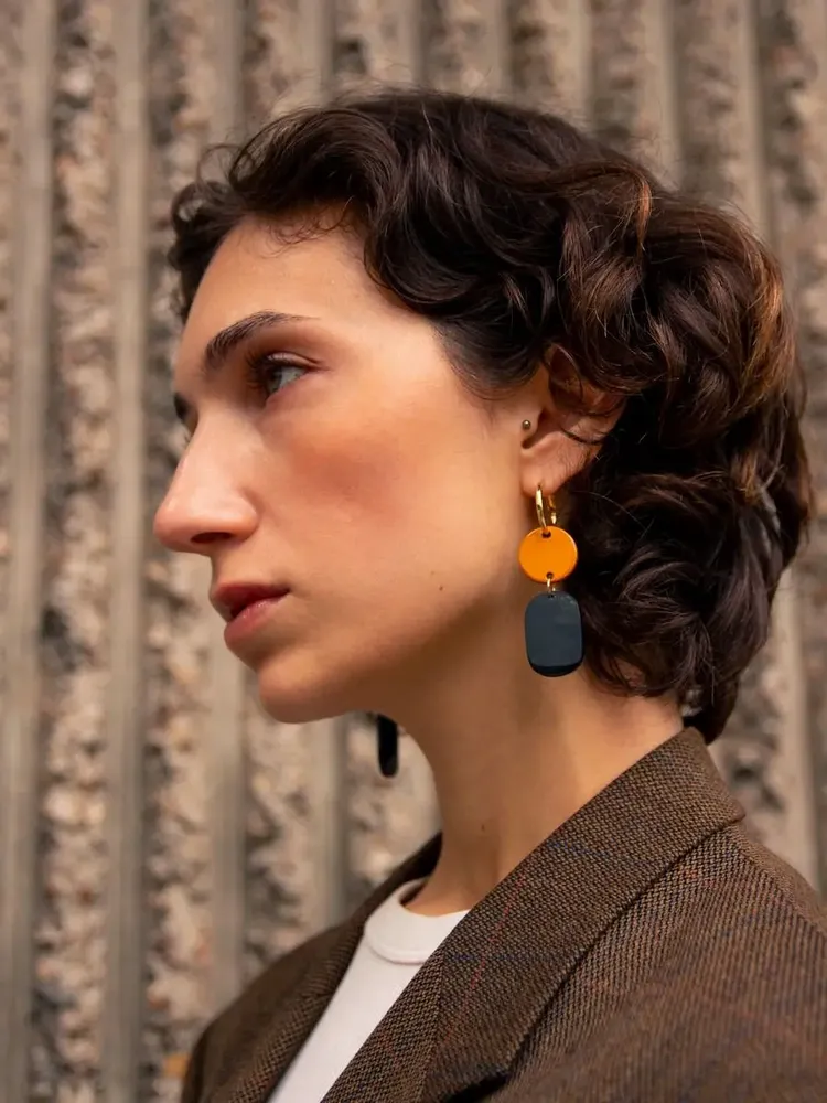 Jewelry - Mini Totem hoop earrings in blond horn and burgundy lacquer - Green - L INDOCHINEUR X RIVÊT