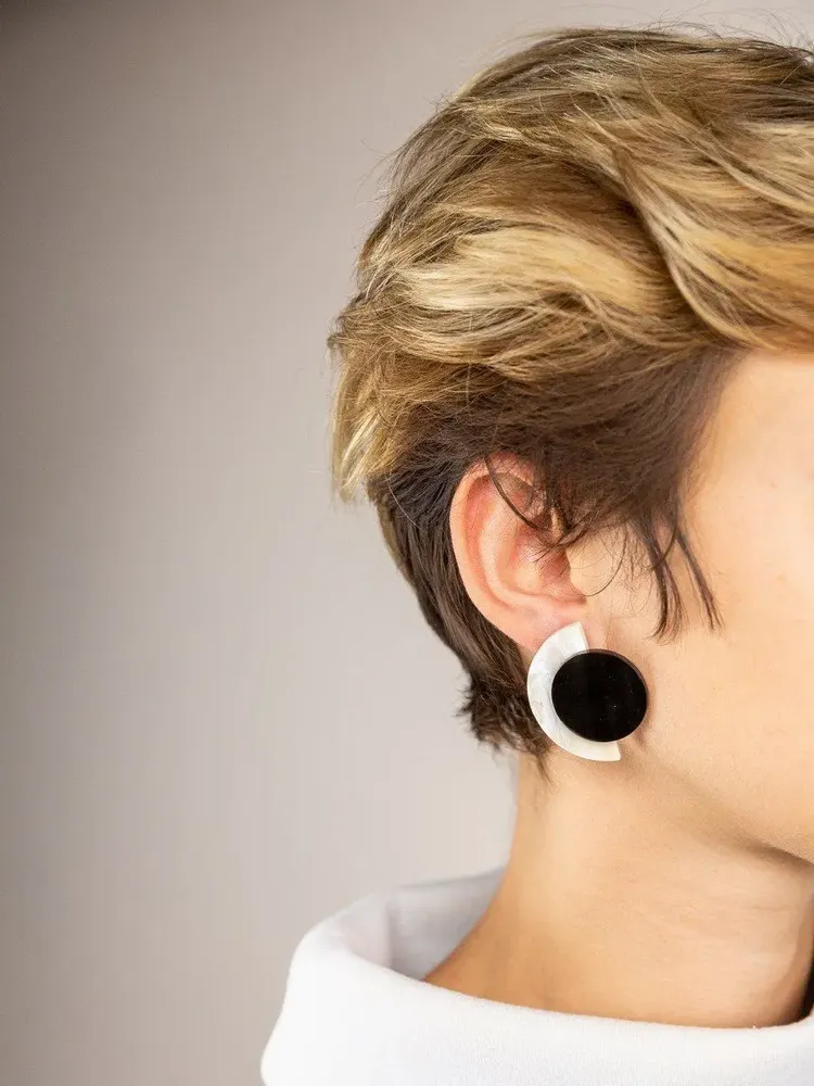 Jewelry - Terrace clip-on earrings in blond and black horn - L INDOCHINEUR X RIVÊT