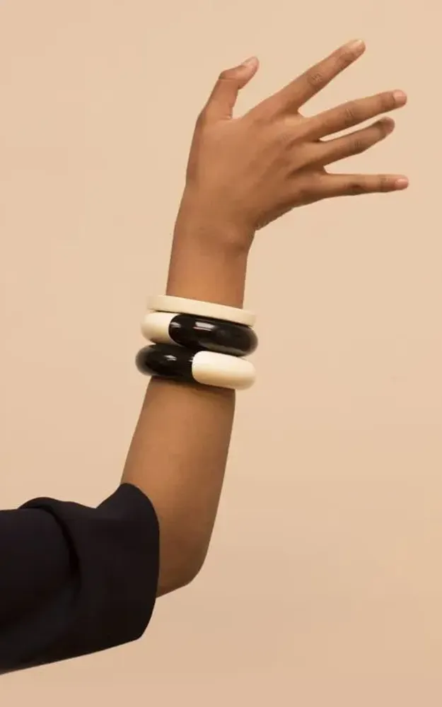 Bracelets - Bracelet arrondi bois et laque extérieure ivoire taille S - L INDOCHINEUR X RIVÊT