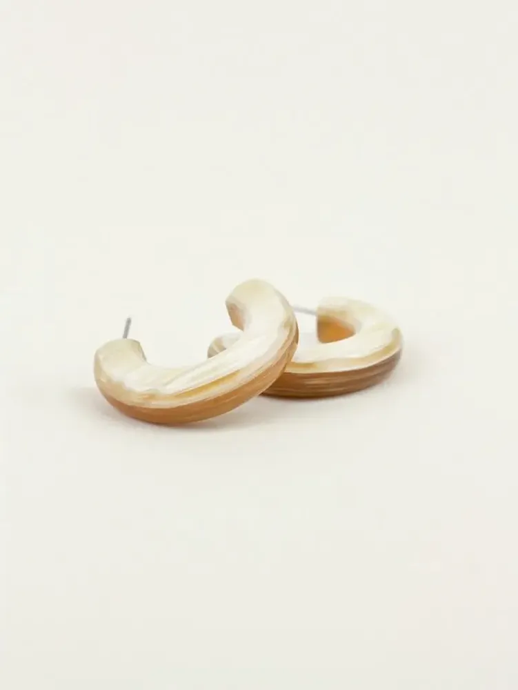 Jewelry - Thick hoop earrings in white horn - Studs - Marbled black horn - L INDOCHINEUR X RIVÊT